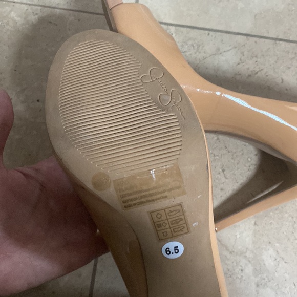 2 for $20 Jessica Simpson Nude Patent Leather Peep Toe Heels 4” - Picture 8 of 8